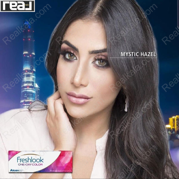 مدل با لنز رنگی فندقی و عسلی فرشلوک میستیک هیزل
