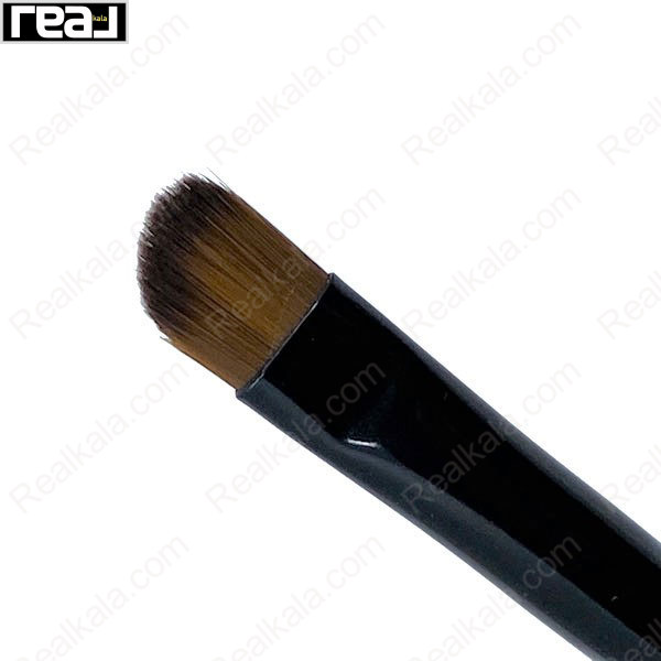 نمای نزدیک از سر تخت براش تتیس B29‑15 مناسب پخش pigment روی پلک