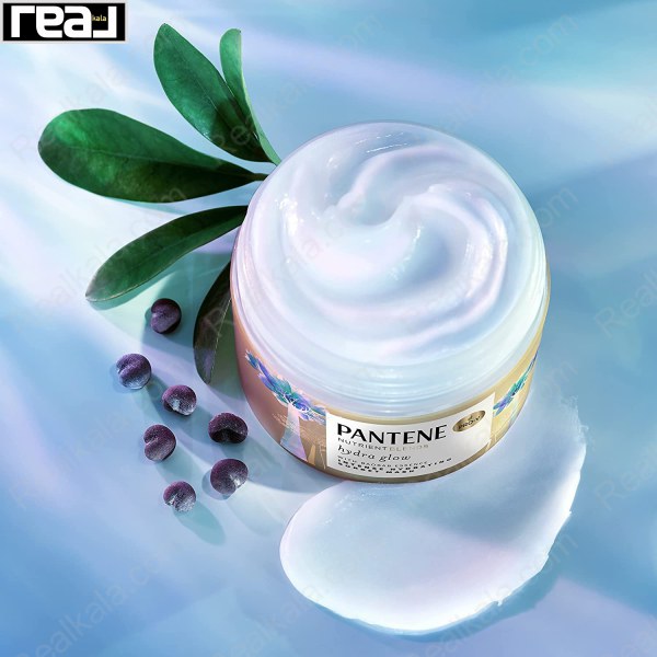 نمای کرمی ماسک مو Pantene Nutrient Blends Hydra Glow با فرمول آبرسان و درخشان‌کننده مو الهام‌گرفته از مواد مغذی طبیعی