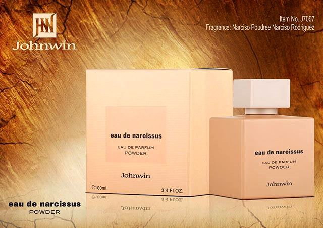 شیشه و جعبه ادکلن جانوین او دو نارسیسوس پودر زنانه با طراحی ساده و رنگ گرم