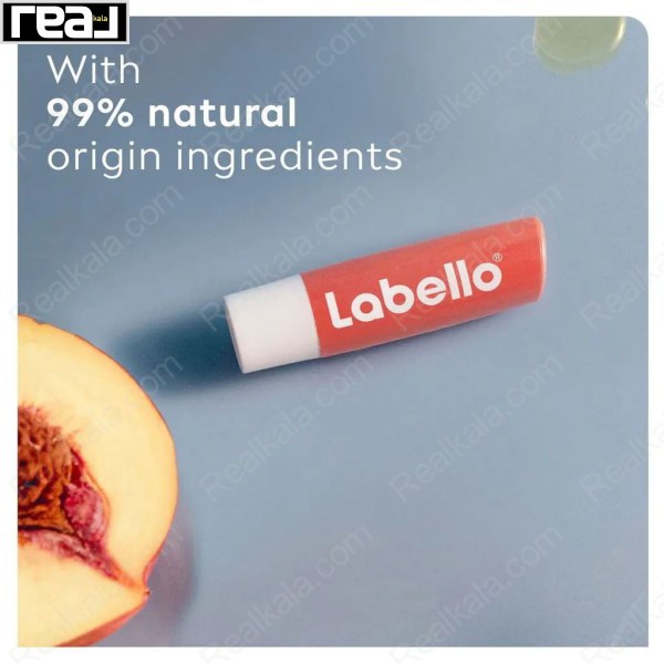 ترکیبات طبیعی و هلو در کنار بالم لب Labello