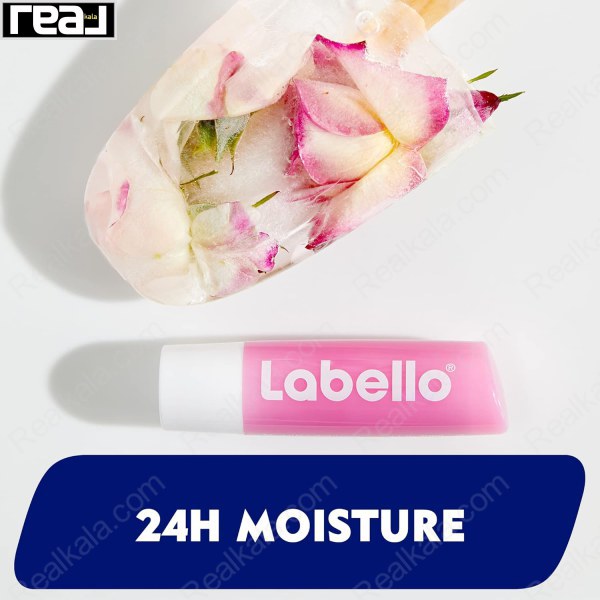 تبلیغ ترکیبات طبیعی و گل رز در کنار بالم لب صورتی Labello