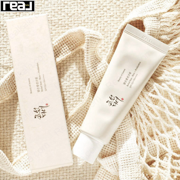 کرم ضد آفتاب Beauty of Joseon Relief Sun Rice Probiotics کنار جعبه محصول