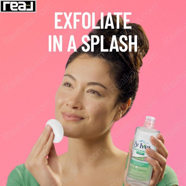 تونر سینت ایوز مدل رز با شعار Exfoliate in a Splash همراه با مدل در حال استفاده