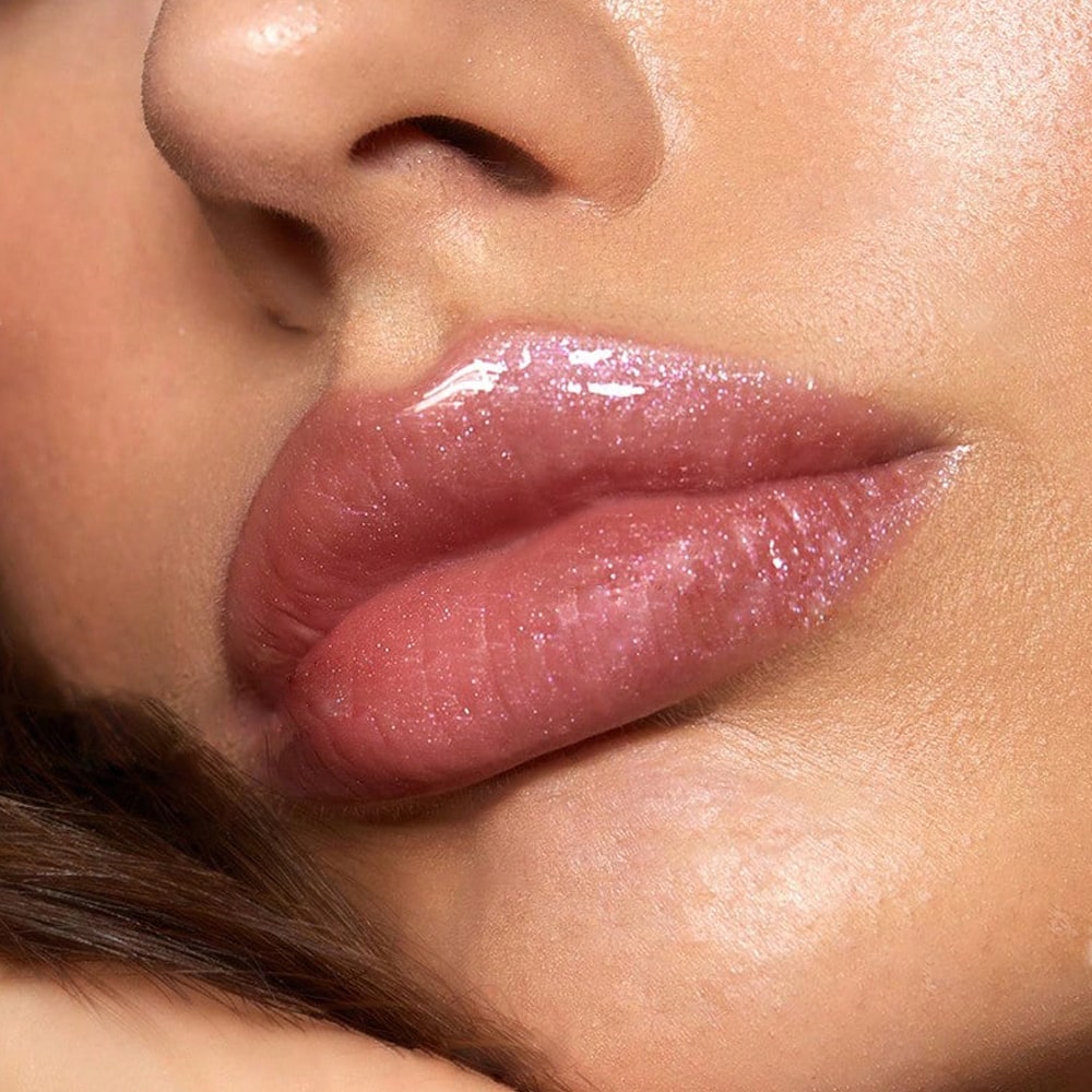 لیپ پلامپر شیگلم Violet Fizz مناسب برای آرایش روزانه و مهمانی