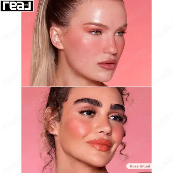 دو مدل با آرایش نچرال و رژگونه Rose Ritual روی گونه‌ها با پس‌زمینه صورتی