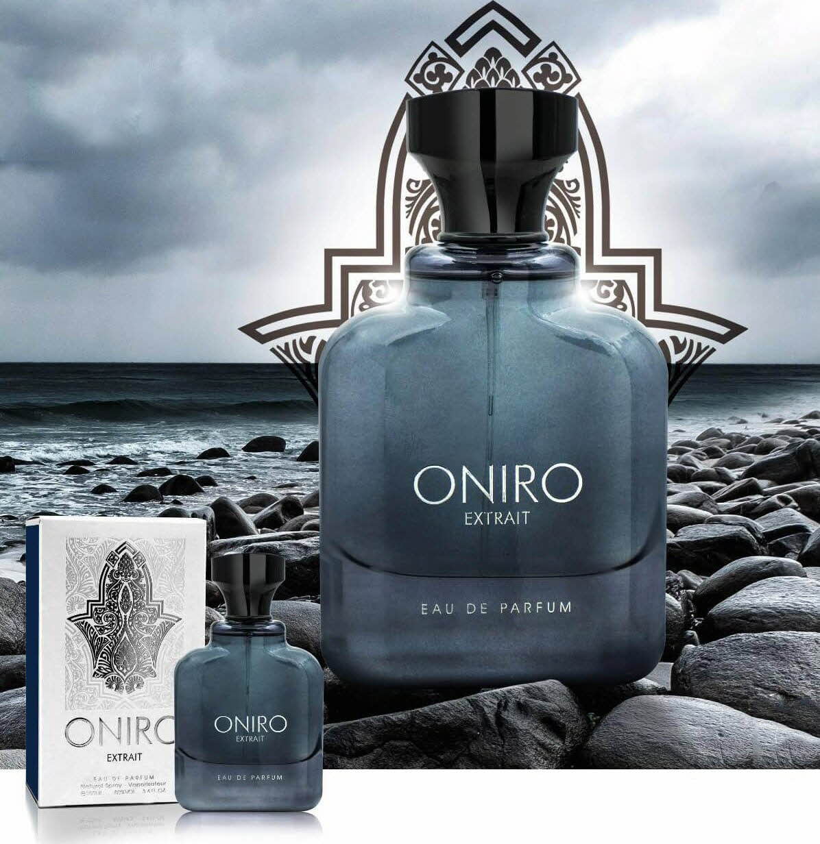 بطری و جعبه ادکلن Oniro Extrait مردانه Fragrance World در پس‌زمینه ساحلی و آسمان ابری