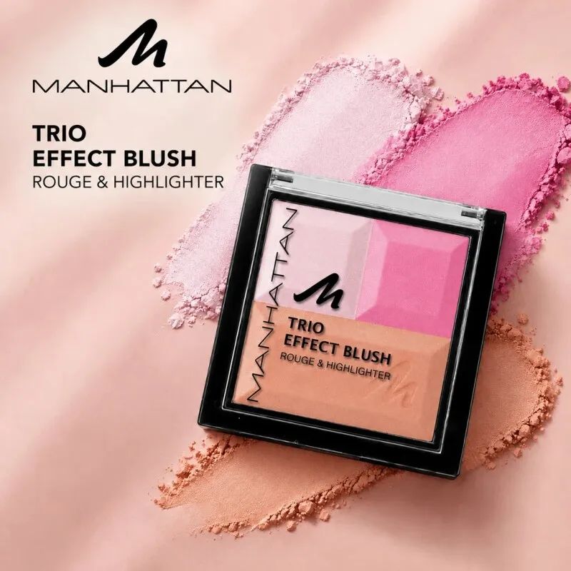 پالت سه‌رنگ منهتن Trio Effect شماره 355 رنگ پینک کاپ‌کیک در کنار بافت پودری هایلایتر و رژگونه